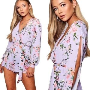 NWT boohoo Split Sleeve Wrap Front Floral Romper/LILAC